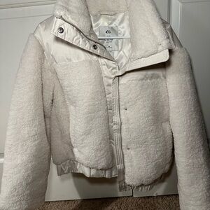 Abercrombie & Fitch Cropped Cream Sherpa Jacket